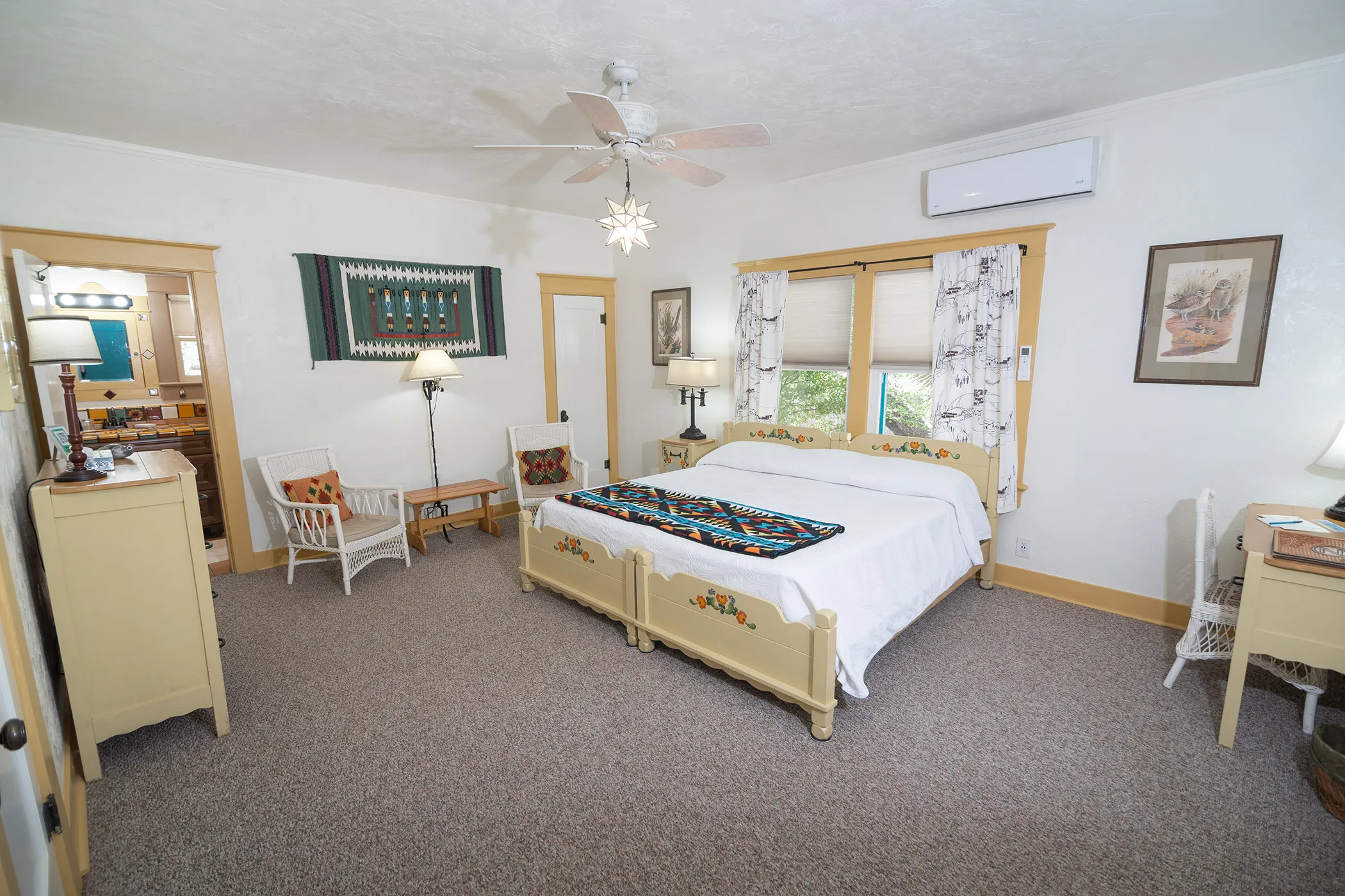 casa-rosa-room-73-bedroom-1
