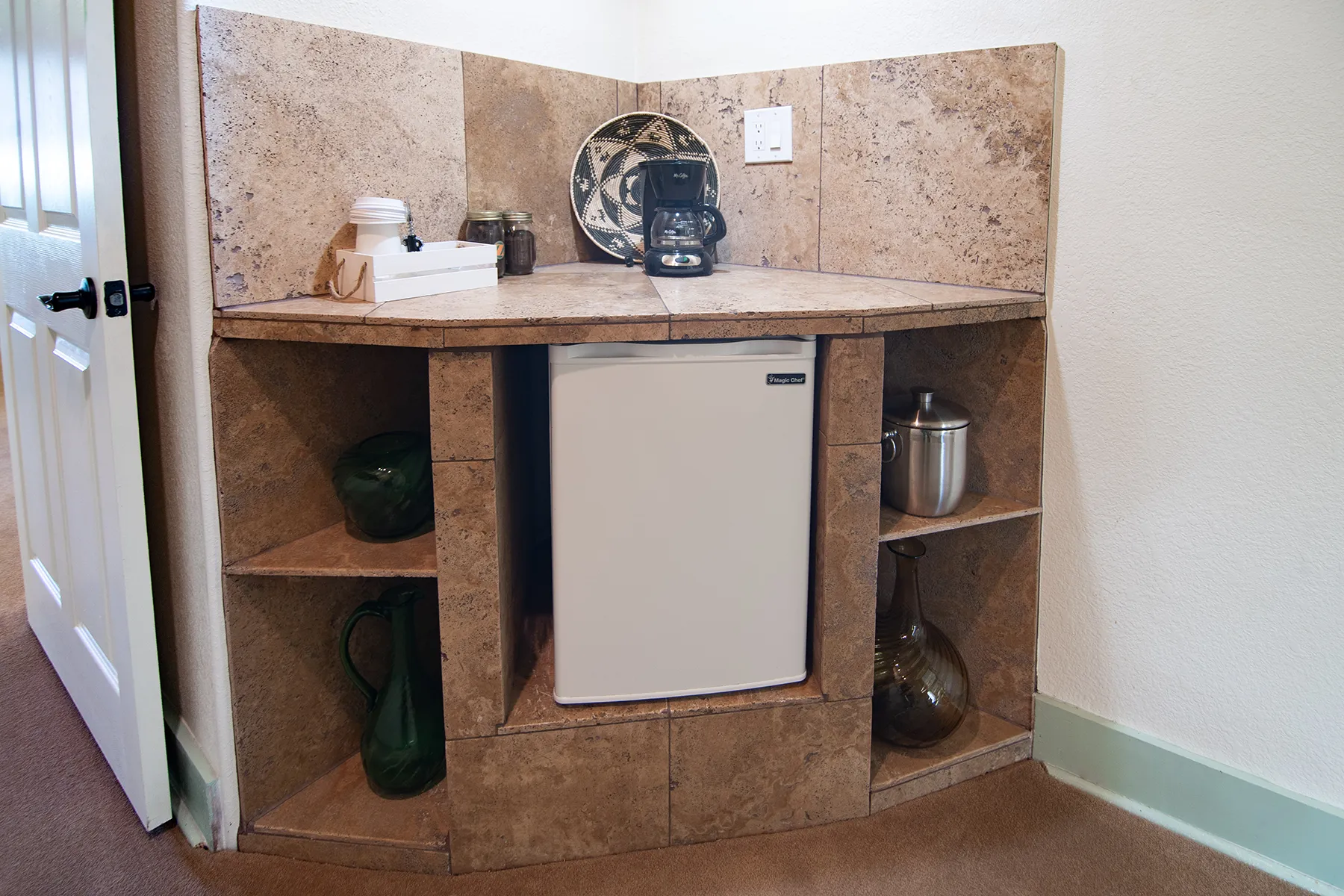 casa-azteca-room-43-suite-kitchen-1