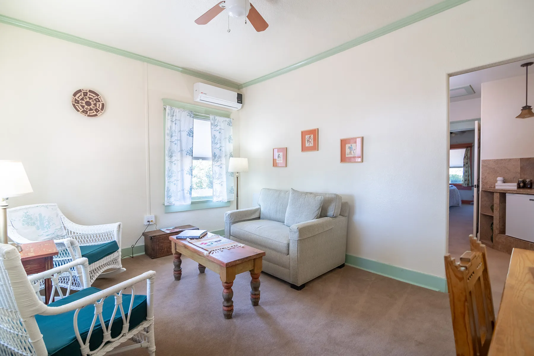 casa-azteca-room-43-suite-living-1
