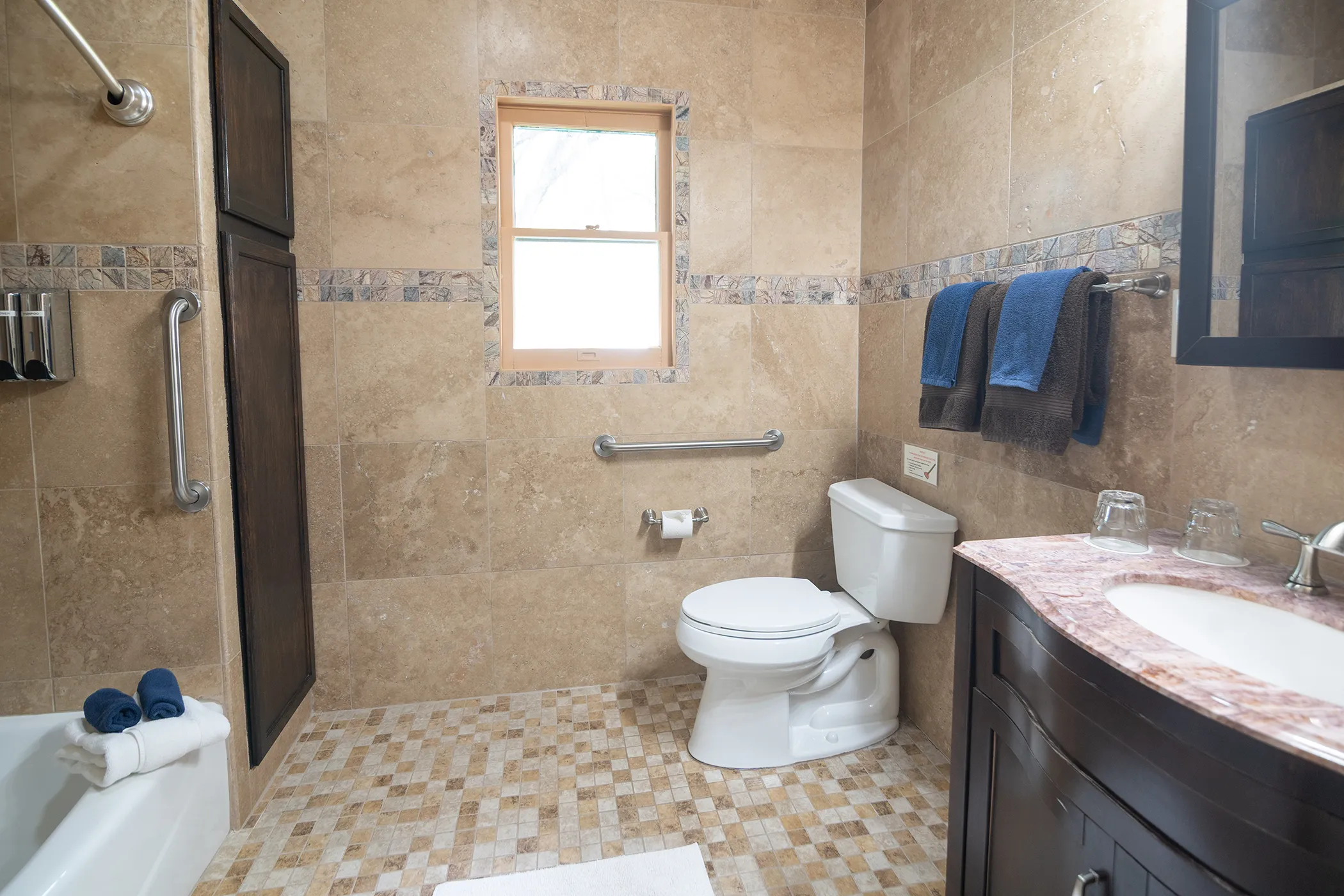 cottage-5-bathroom-1