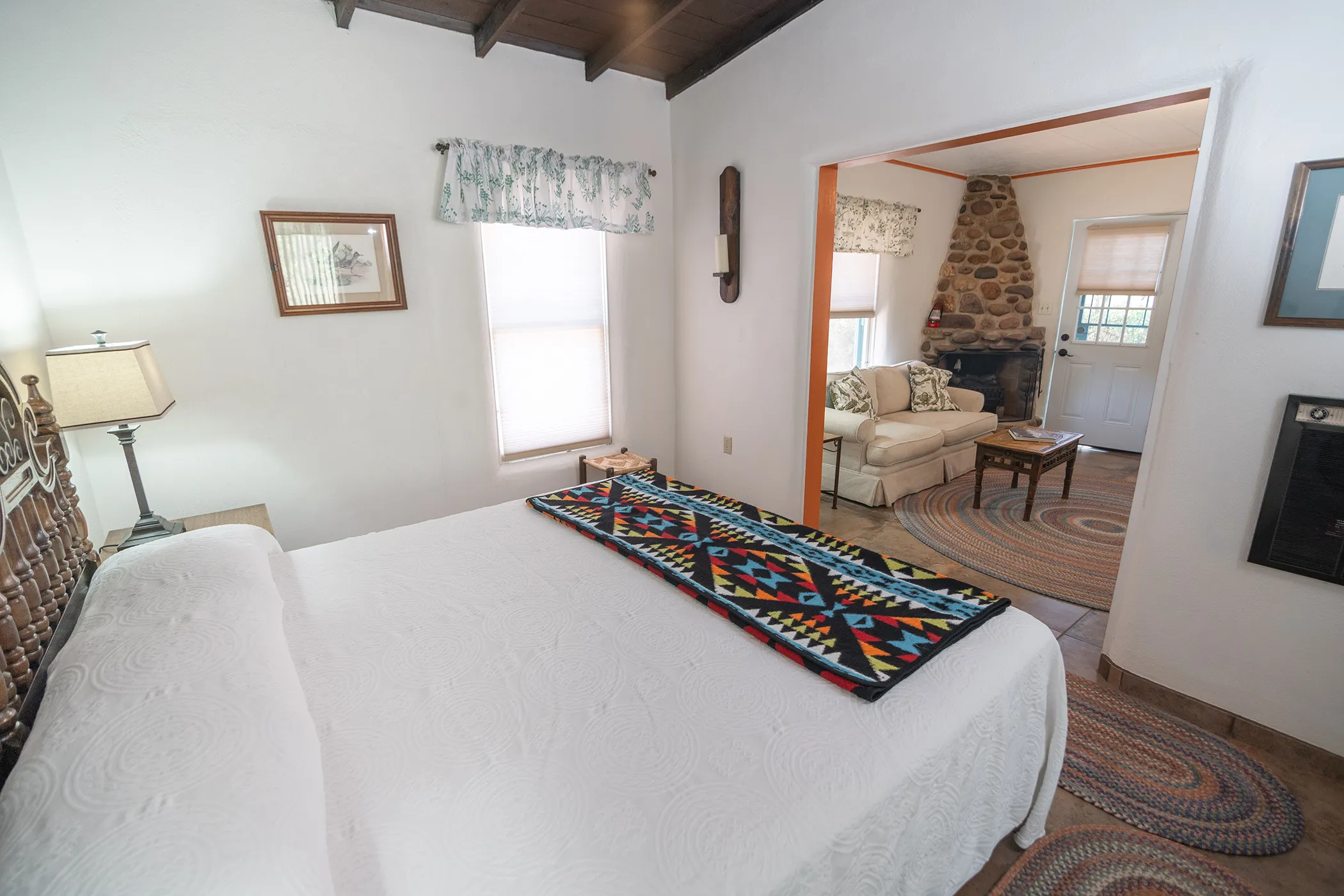 lucias-suite-bedroom-3